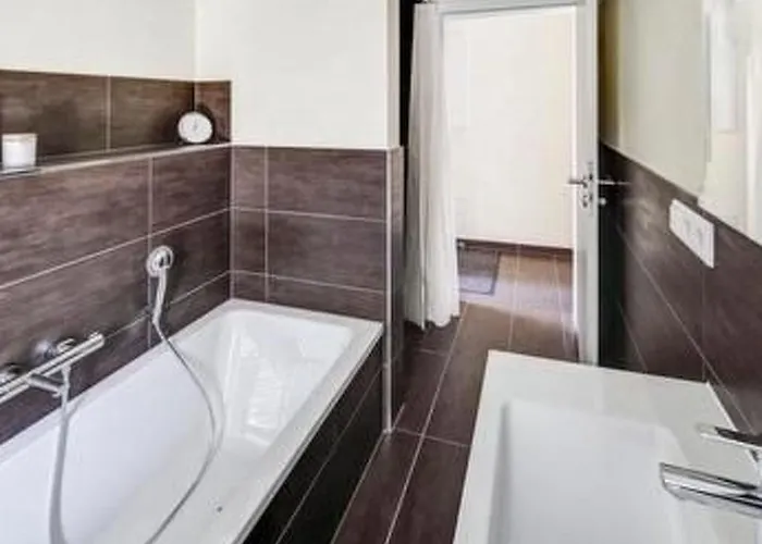 In Holzhausen Mit Terrasse By Interhome * أوتينغ أم أميرسيه